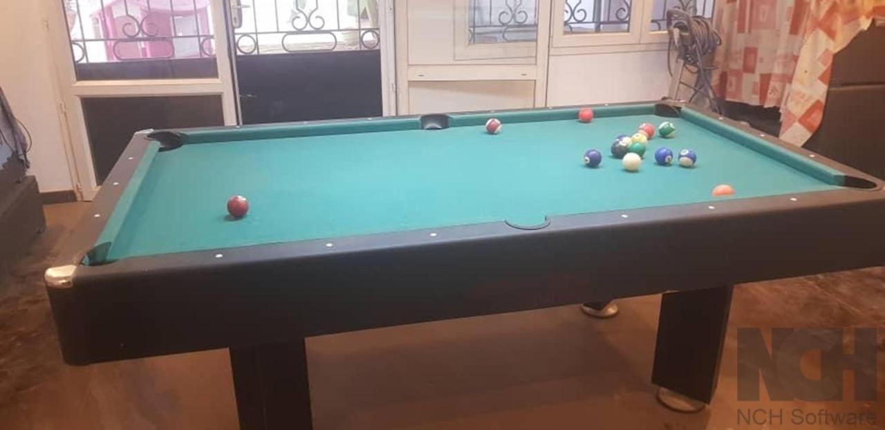 Saly - Villa Kage 6 Chambres -Clim-Wifi-Eau Chaude-Billard-Babyfoot-Ping Pong-Canal - Electricite Non Comprise Exterior photo